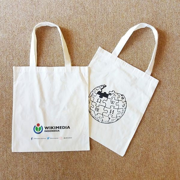 tote bags