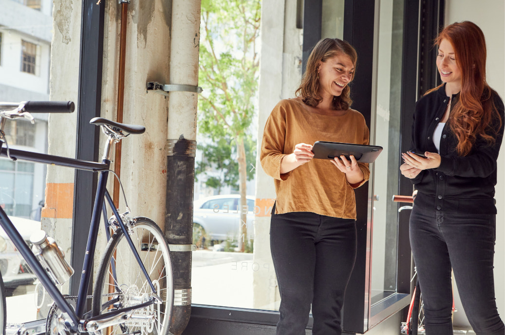 Tokyobike使用移动POS系统(mPOS)在零售商店的任何地方为顾客服务。