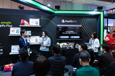 Shopifyパートナーエコシステムの活用法や,その未来について議論するZENB菅氏,Hucklberry安藤氏,そして,Shopify日本シニアパートナーシップマネージャー徳永真氏